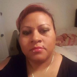 Meet your Posher, Paola